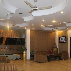 Hotel O Grand