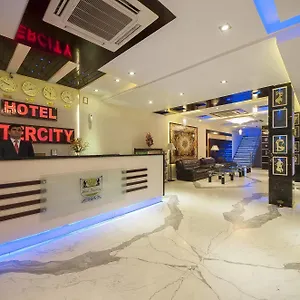 Hotel Dewdrop Intercity